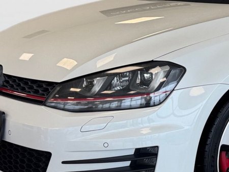 2017 Volkswagen Golf - thumbnail 9