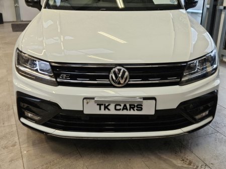 2020 Volkswagen Tiguan 2.0 TDI 150HP R-Line DSG thumbnail