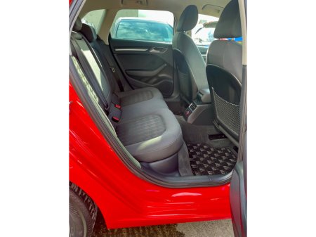 2016 Audi A3 1.4 TFSI €14,299 thumbnail