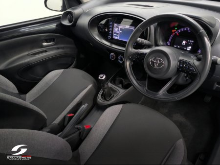 2022 Toyota Aygo (222) AYGO X PULSE 1.0 PETROL €13,995 thumbnail
