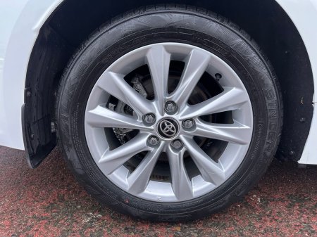 2024 Toyota Corolla PETROL HYBRID, LUNA MODEL, AUTOMATIC, TOYOTA SERVICE HISTORY, NEW NCT, FINANCE, WARRANRT, 5 STAR REVIEWS €25,995 thumbnail