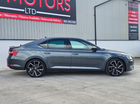 2018 Skoda Superb - thumbnail 6