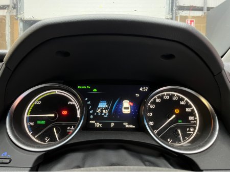 2021 Toyota Camry €28950 2021 TOYOTA CAMRY G 2.5 AUTOMATIC / CRUISE CONTROL / REVERSE CAMERA / ELECTRIC SEATS / AMBIENT LIGHT €28,950 thumbnail