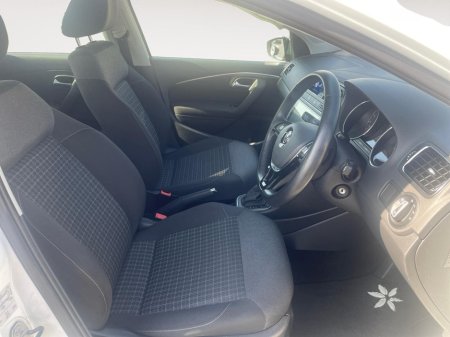 2016 Volkswagen Polo - thumbnail 9