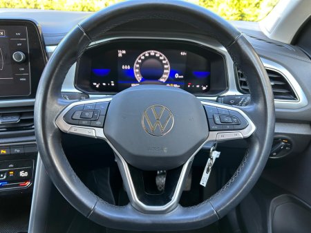 2023 Volkswagen T-Roc - thumbnail 11