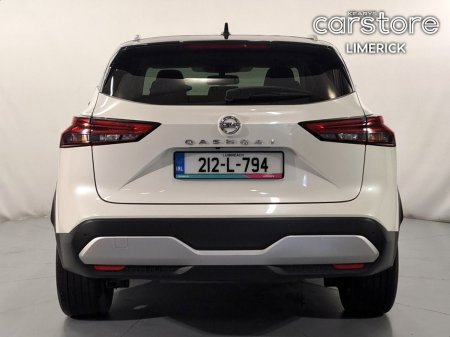 2021 Nissan Qashqai 1.3 PET MILD HYBRID SV PREMIUM €24,880 thumbnail