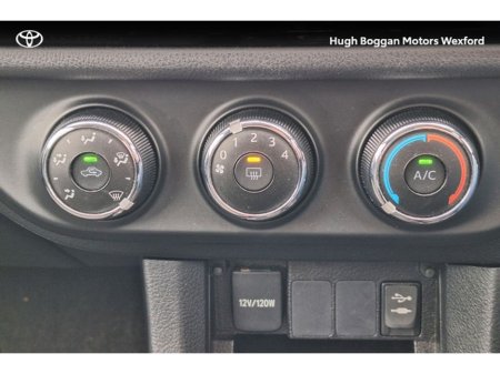 2017 Toyota Corolla - thumbnail 18