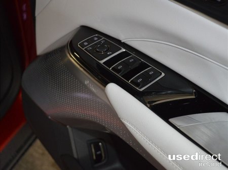 2026 Cadillac Lyriq - thumbnail 36