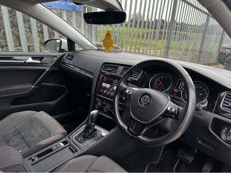 2017 Volkswagen Golf - thumbnail 10