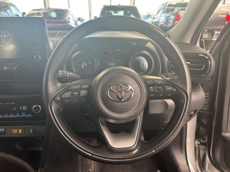 2023 Toyota Yaris Cross - thumbnail 9