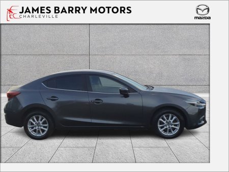 2017 Mazda Mazda3 1.5D 4DR (105ps) EXECUTIVE SE €10,950 thumbnail