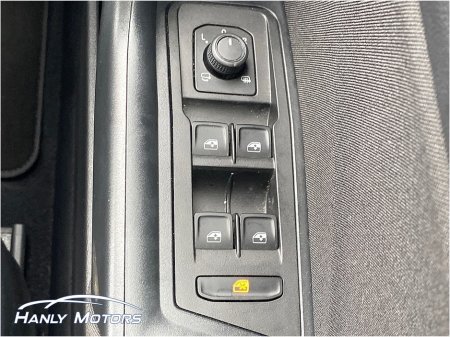 2024 Volkswagen T-Roc - thumbnail 16