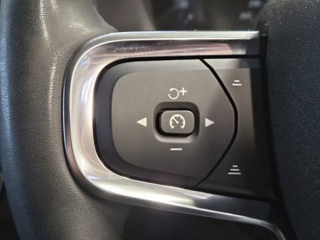 2021 Volvo XC40 PHEV T4 (197hp) Insciption FWD €25,950 thumbnail