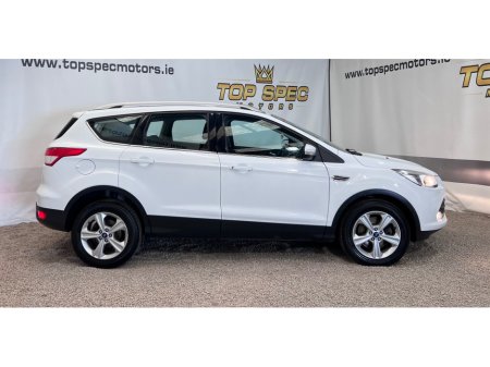 2015 Ford Kuga ZETEC 2.0 TDCI 115PS 2WD 4 4DR €8,900