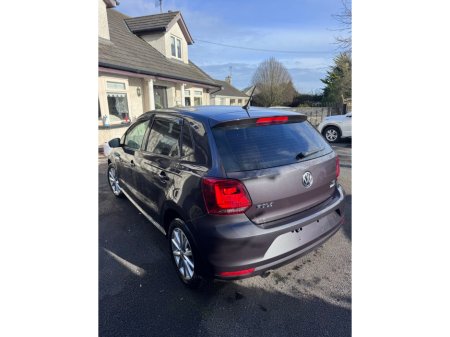 2015 Volkswagen Polo - thumbnail 9