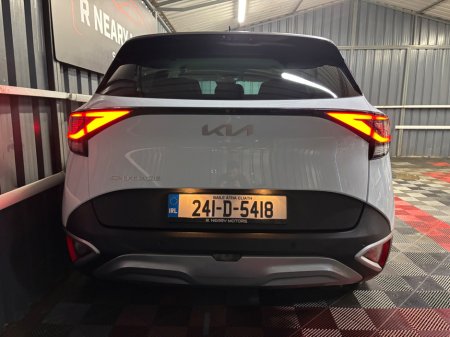 2024 Kia Sportage - thumbnail 4