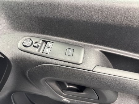 2024 Peugeot Partner 1.5HDI PRO PLUS *PRICE DROP* €70 PER WEEK €21,995 thumbnail