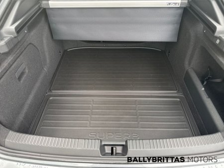 2025 Skoda Superb SELECTION 2.0 TDI 150HP DSG thumbnail