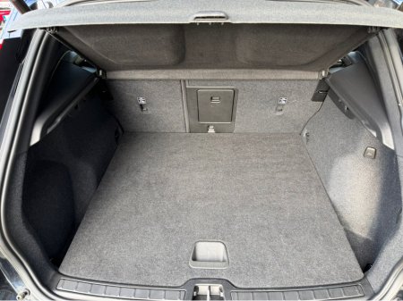 2023 Volvo XC40 - thumbnail 15