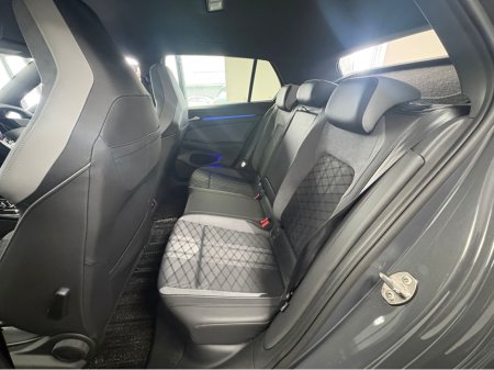 2023 Volkswagen Golf - thumbnail 14