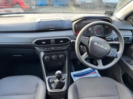 2025 Dacia Sandero ESSENTIAL TCE90 GSR2 5 €18,950 thumbnail