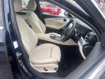 2019 Mercedes-Benz E Class - thumbnail 5