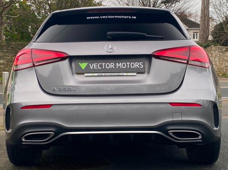 2021 Mercedes-Benz A Class A250E AMG PHEV €26,995 thumbnail