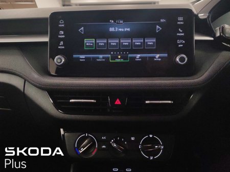 2025 Skoda Fabia SEL 1.0 MPI 80HP 5DR thumbnail