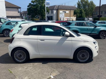 2025 Fiat 500e Icon EV 320km Range €19,950 thumbnail