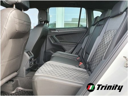2021 Volkswagen Tiguan * R-LINE * 2.0 TDI * 150 BHP * BEST COLOUR * 20 €31,950 thumbnail