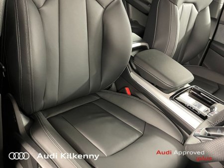 2026 Audi Q7 55 TFSI E Q S LINE €104,900 thumbnail