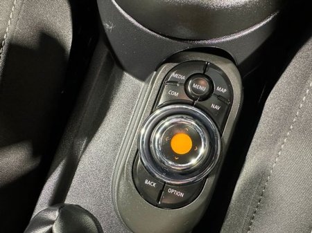 2020 MINI Cooper - photo 18