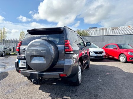 2018 Toyota Landcruiser - photo 6