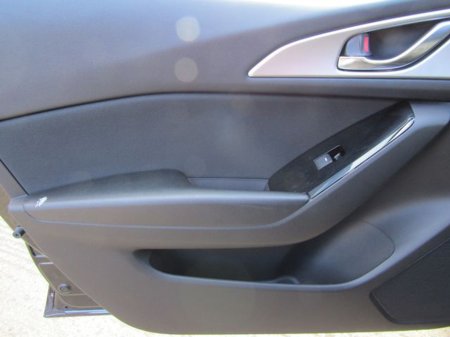 2019 Mazda Mazda3 - thumbnail 23