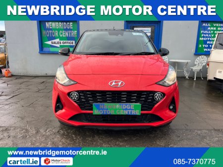 2021 Hyundai i10 DELUXE PLUS 2 TONE ROOF 5DR €12,950 thumbnail