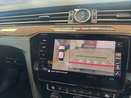 2018 Volkswagen Passat - thumbnail 14