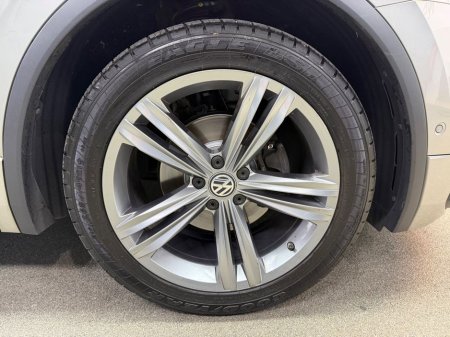 2019 Volkswagen Tiguan - thumbnail 21