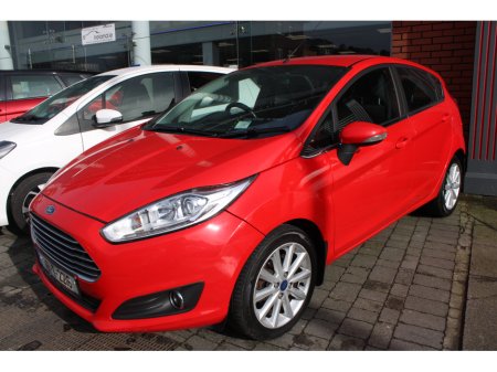 2016 Ford Fiesta - thumbnail 3