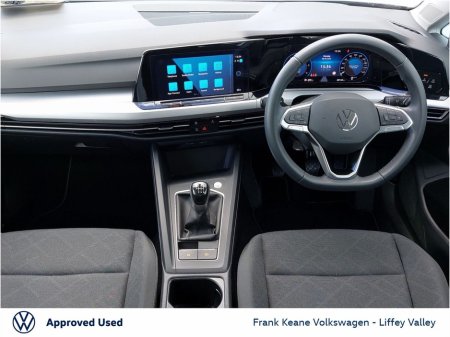 2024 Volkswagen Golf LIFE 2.0 TDI 115HP *REAR VIEW CAMERA* *REFLEX SILVER* *PCP AVAILABLE* *CARPLAY & ANDROID AUTO* €29,995