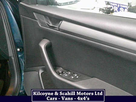 2017 Skoda Superb - thumbnail 21