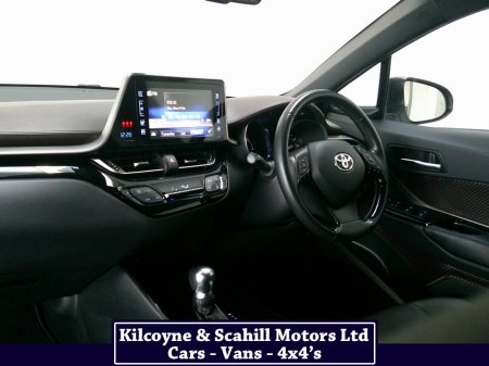 2017 Toyota C-HR - thumbnail 16