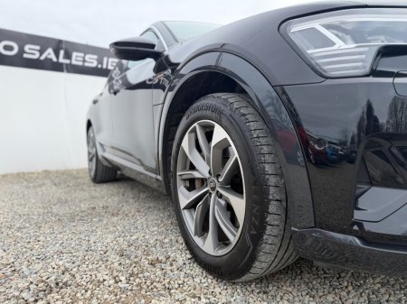 2022 Audi e-tron - thumbnail 13