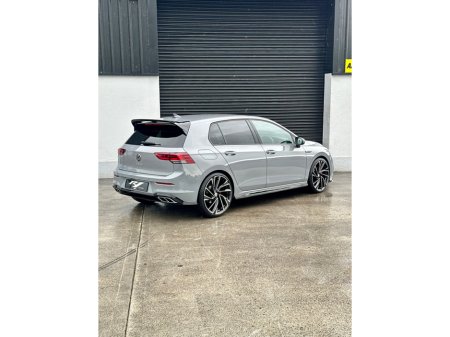 2020 Volkswagen Golf  €31,995