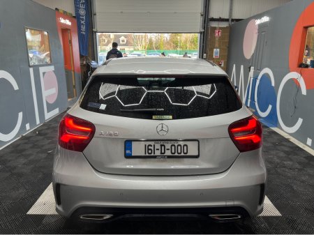 2016 Mercedes-Benz A Class 2016 MERCEDES-BENZ A180 SPORT RADAR SAFETY PACKAGE 1.6 AUTOMATIC / CRUISE CONTROL / REVERSE CAMERA / ELECTRIC MEMORY & HEATED SEATS / PADDLE SHIFTERS AND MORE thumbnail