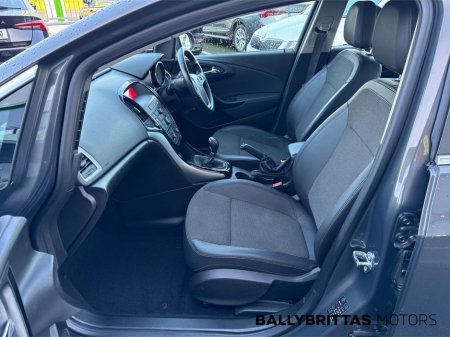 2015 Opel Astra 1.6 CDTI 110PS SE €8,950 thumbnail