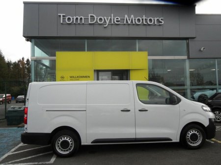 2022 Opel Vivaro - €16,260