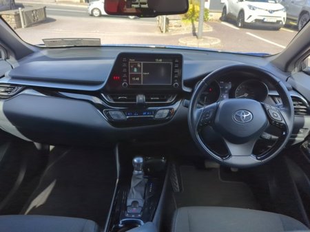 2020 Toyota C-HR - thumbnail 8