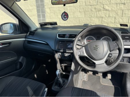 2014 Suzuki Swift - thumbnail 11