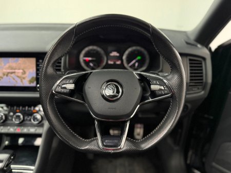 2021 Skoda Kodiaq SPORTLINE 2.0TDI 150HP AUTO *7 SEATER* €34,990 thumbnail
