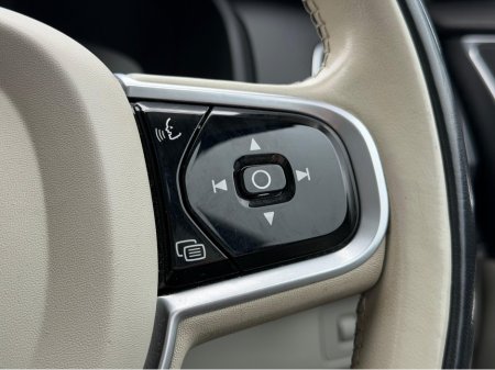 2020 Volvo XC90 AWD INSCRIPTION 2.0 D AUTO €47,950 thumbnail